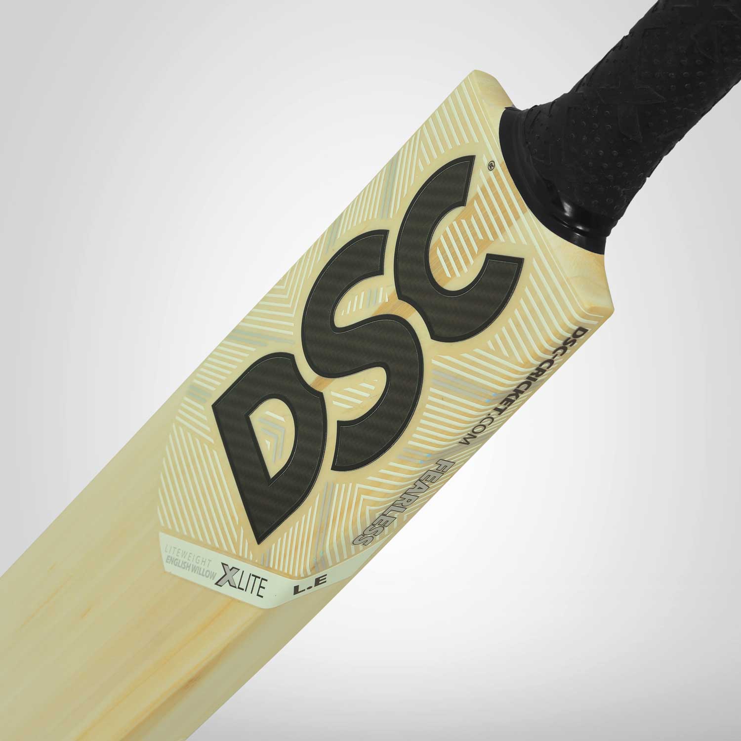 DSC Cricket Bat Xlite Limited Edition