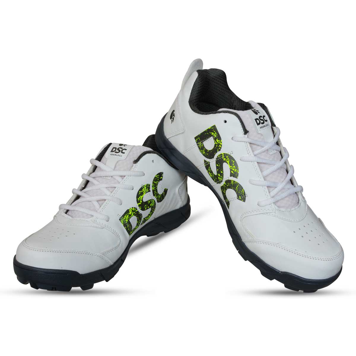 DSC Beamer Cricket Shoes